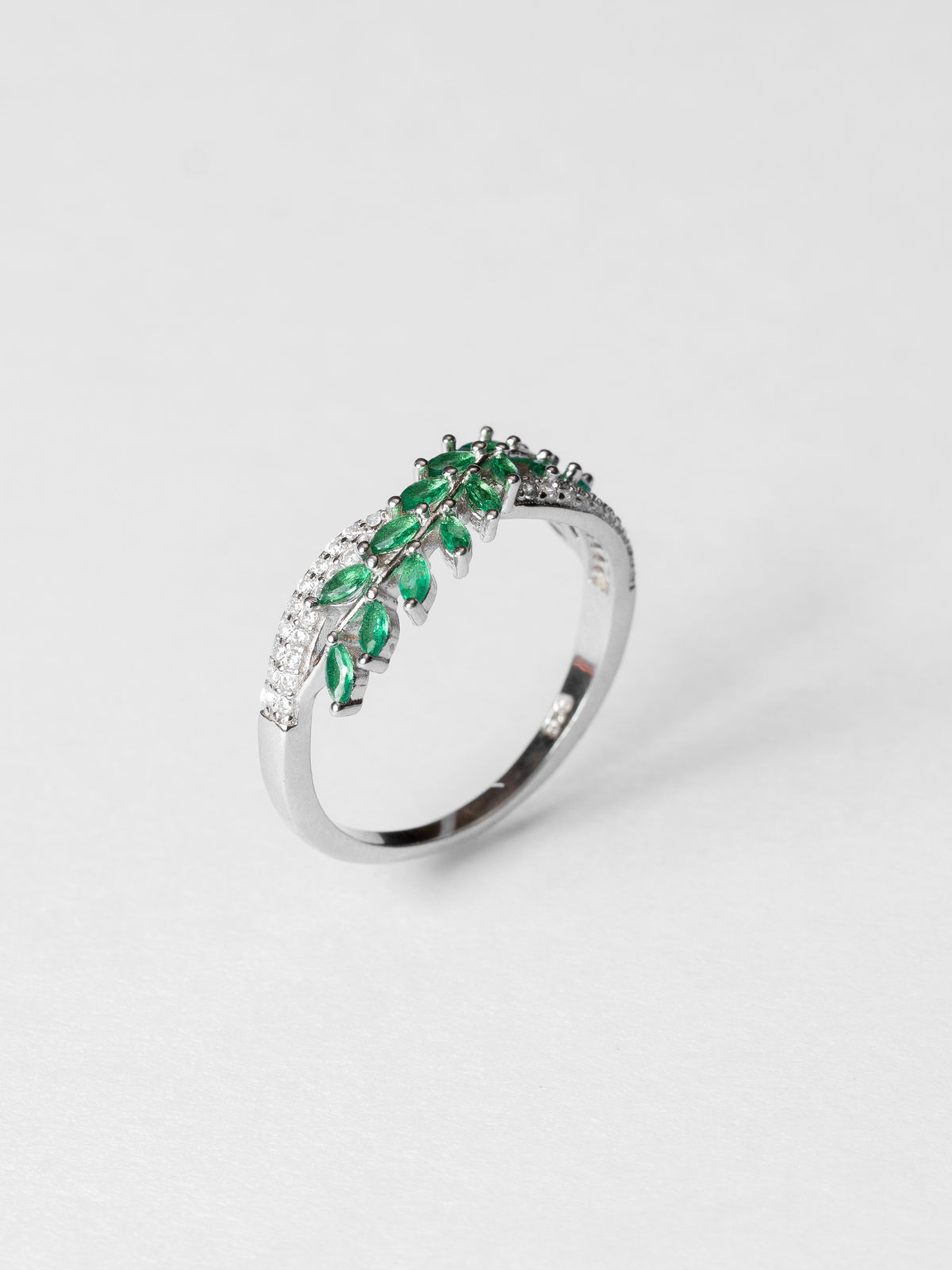 The Emerald Empress Gift Box