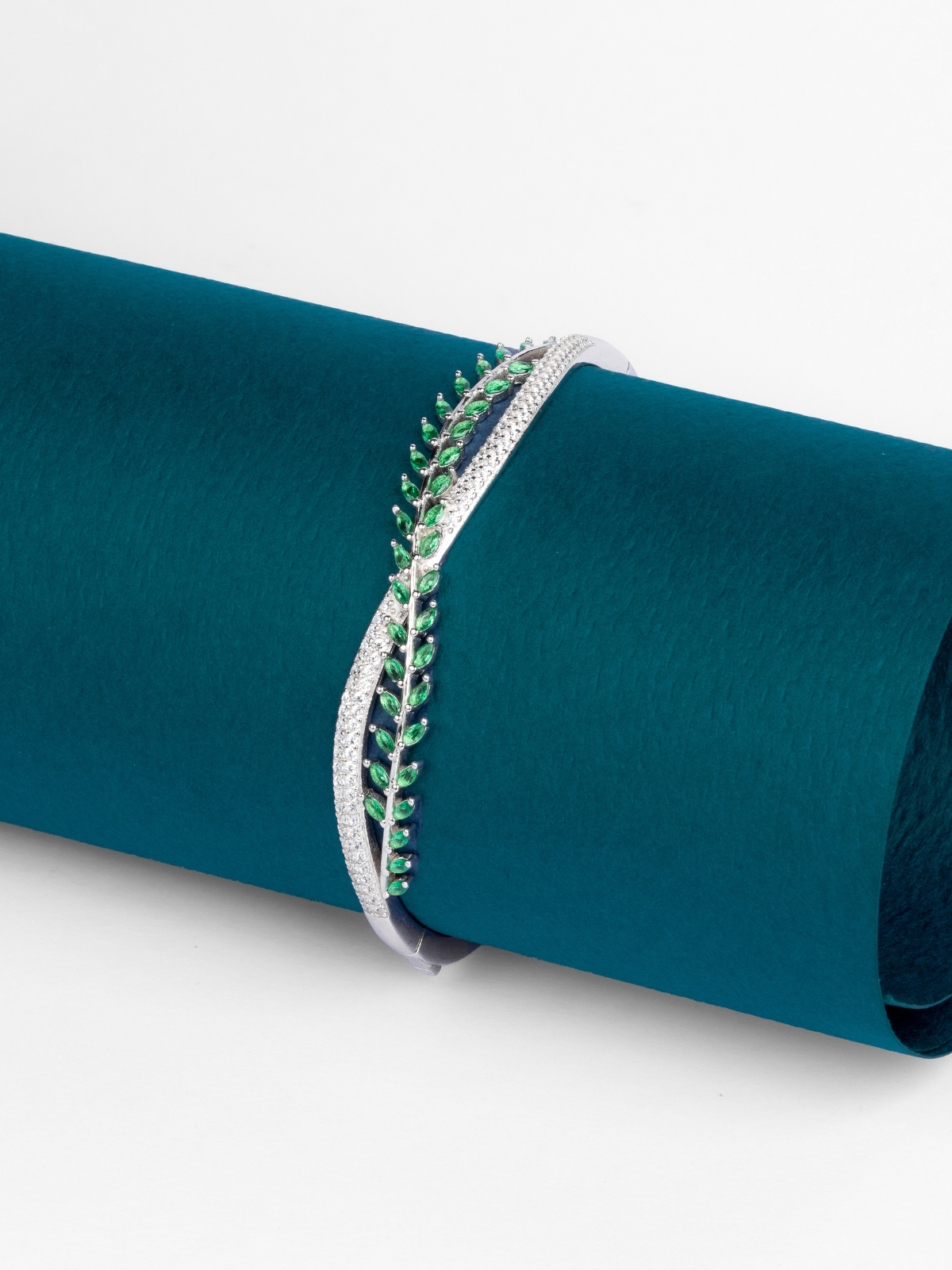 The Emerald Empress Gift Box