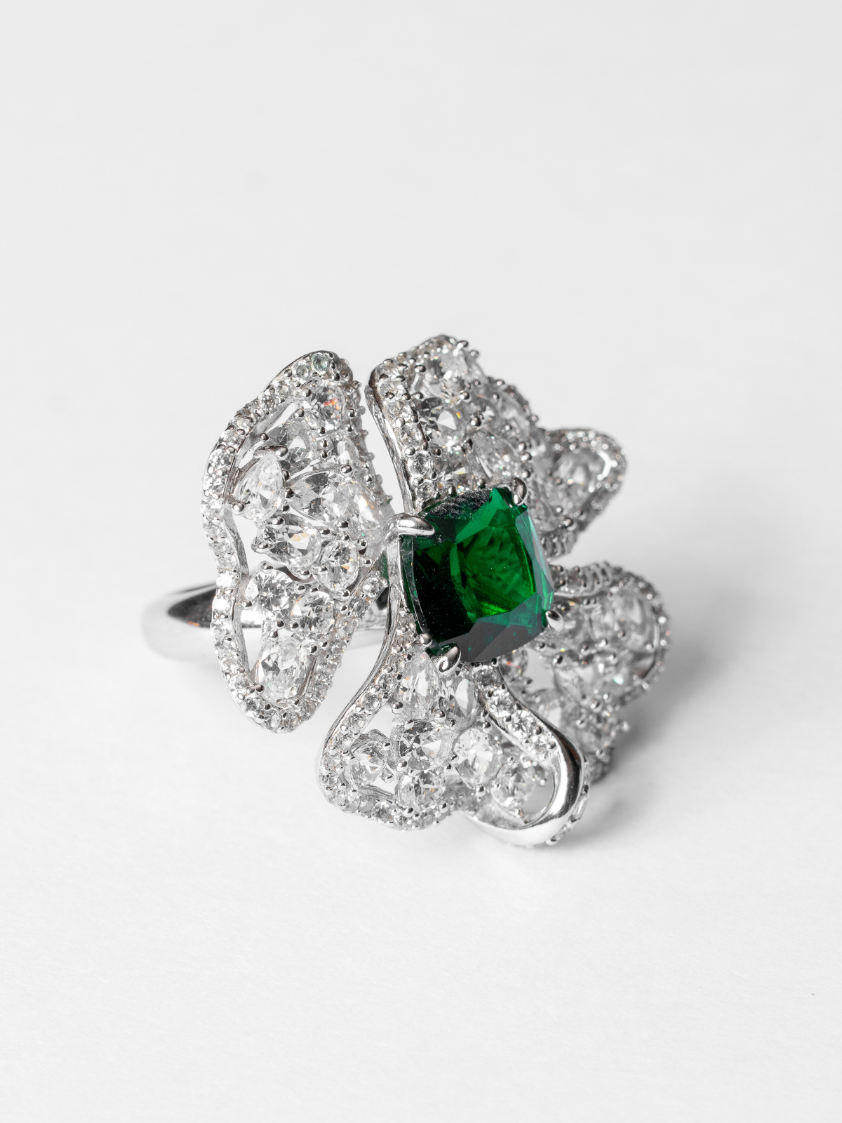 The Verdant Empress Ring